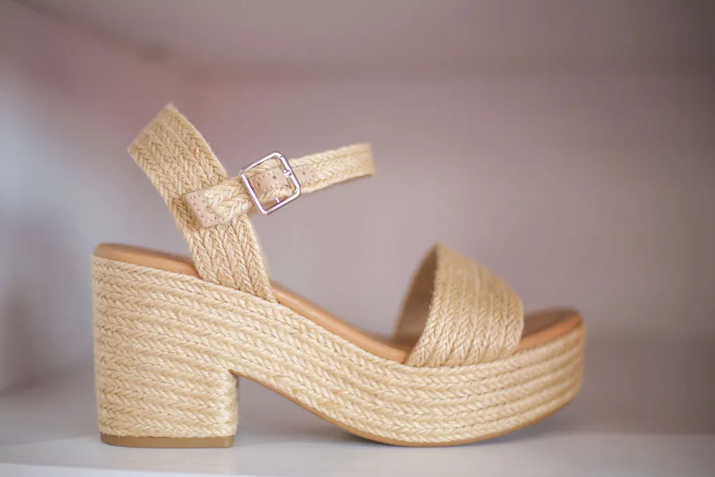 Castle Light Tan Jute Sandal