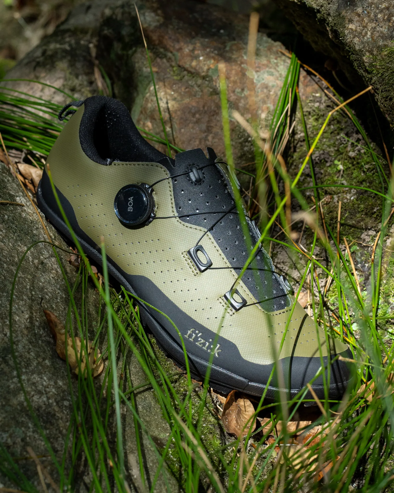 Fizik Terra Atlas Army Green