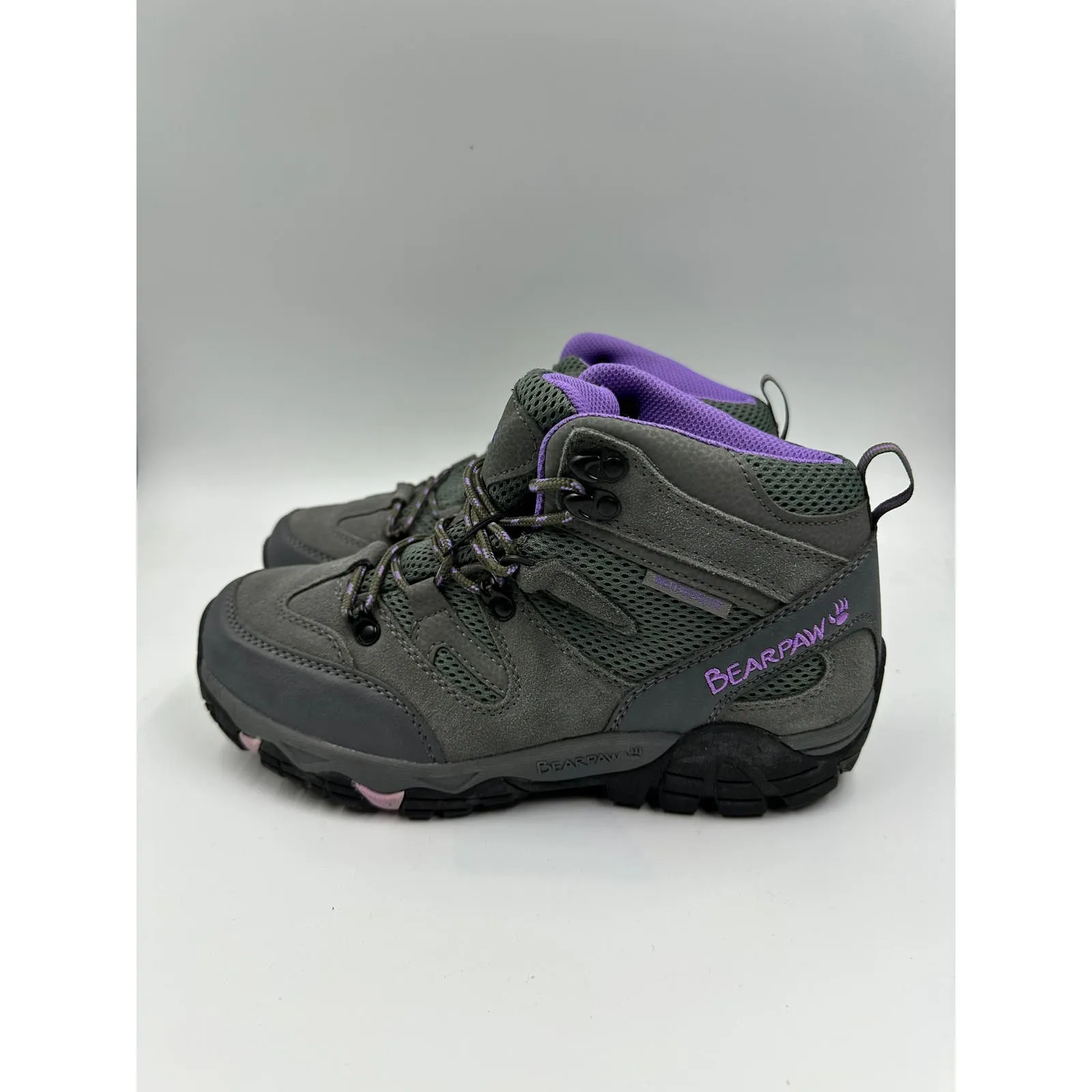 Women's Size 9, Gray High Top Hikers with Purple Accents and Rugged Tread